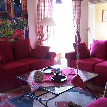 Clos De Pomeir Guest House Pommiers  ภายนอก รูปภาพ