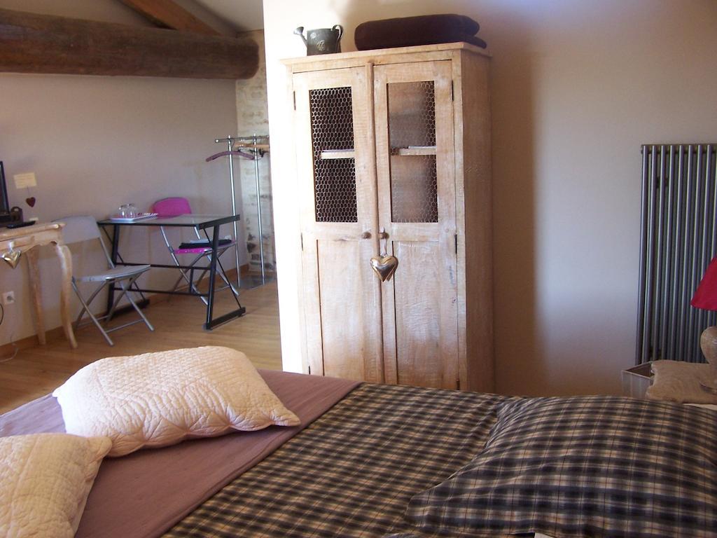 Clos De Pomeir Guest House Pommiers  ห้อง รูปภาพ