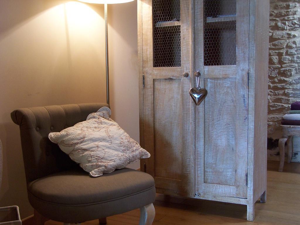 Clos De Pomeir Guest House Pommiers  ภายนอก รูปภาพ